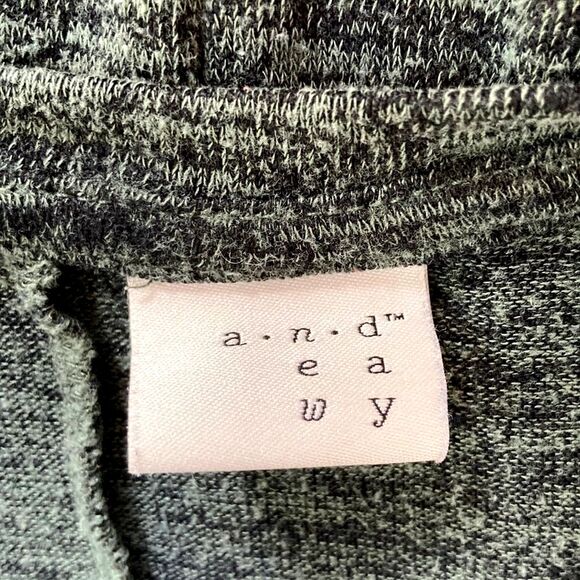 A NEW DAY V Neck Tunic Sweater Short Sleeves Gray Green Womens XL - Picture 7 of 8